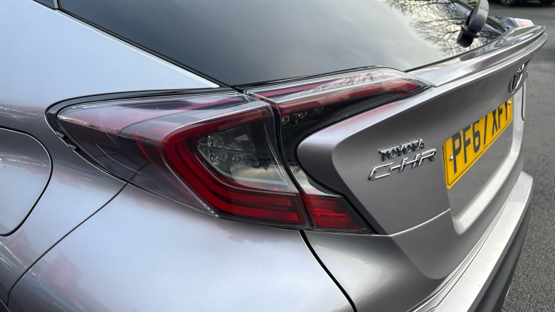 Toyota C-HR 1.8 Hybrid Dynamic 5dr CVT Hybrid Hatchback